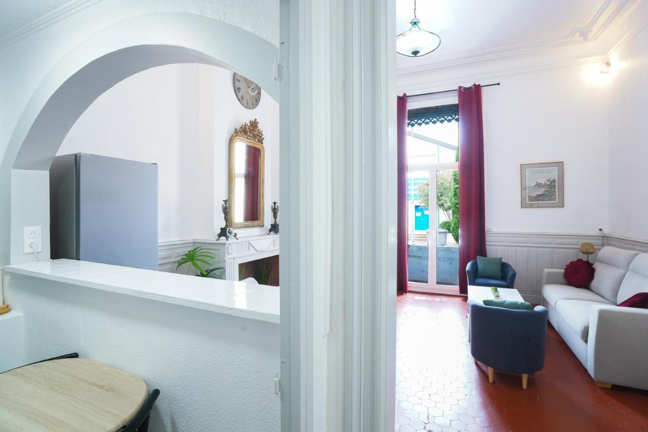 Du Forum,la Gare, 50 M2 , Climatisation, Garage, Cour Apartamento