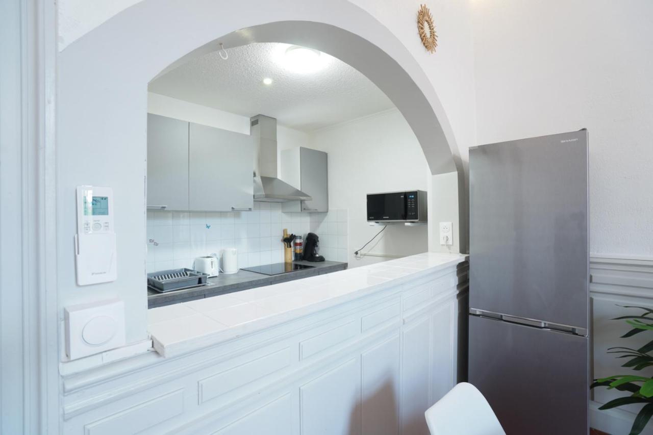 Apartamento Du Forum,la Gare, 50 M2 , Climatisation, Garage, Cour *